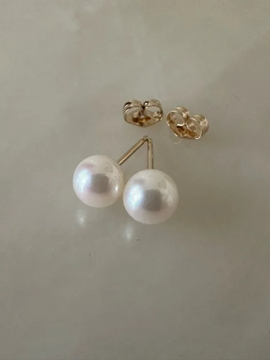 14k Solid Gold White Pearl Stud Earrings - Picture 10 of 14